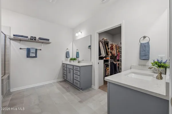 $399,990 | 2001 Alizarin Lane, New Bern, NC 28562