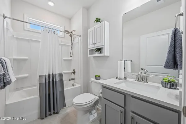 $399,990 | 2001 Alizarin Lane, New Bern, NC 28562