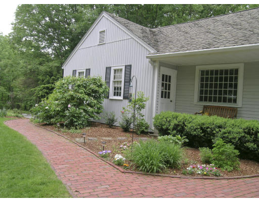 16 Rocky Brook Road Dover, MA 02030 - Photo 26 of 27 Gallery Image 26