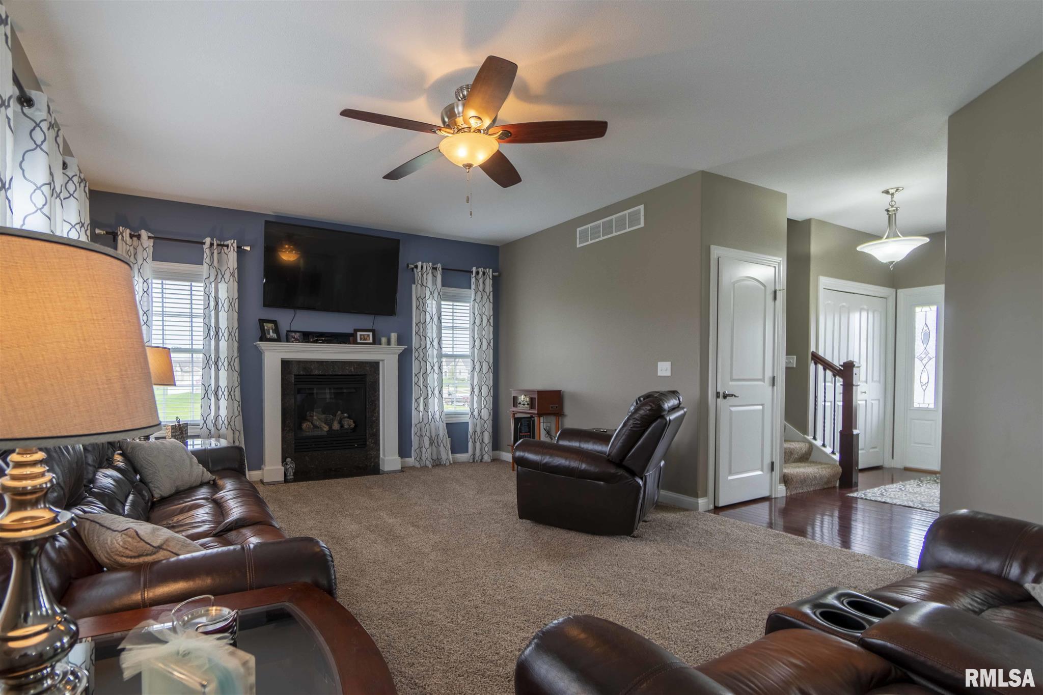 617 Simon Street Washington, IL 61571 - Photo 5 of 50 Gallery Image 5