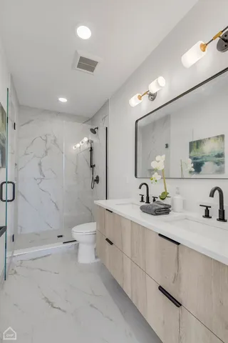 $2,150 | 4742 South Michigan Avenue, Unit 3W, Chicago, IL 60615