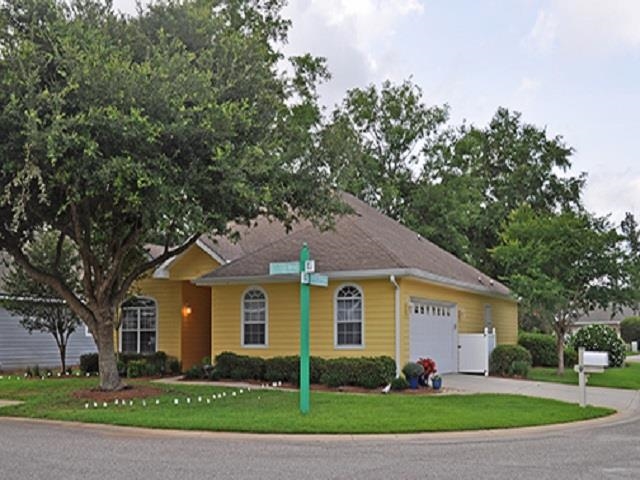121 Natchez Trace Foley, AL 36535 - Photo 2 of 29