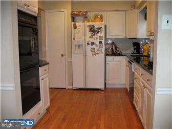 230 Argyle Road Langhorne, PA 19047 - Photo 3 of 12 Kitchen