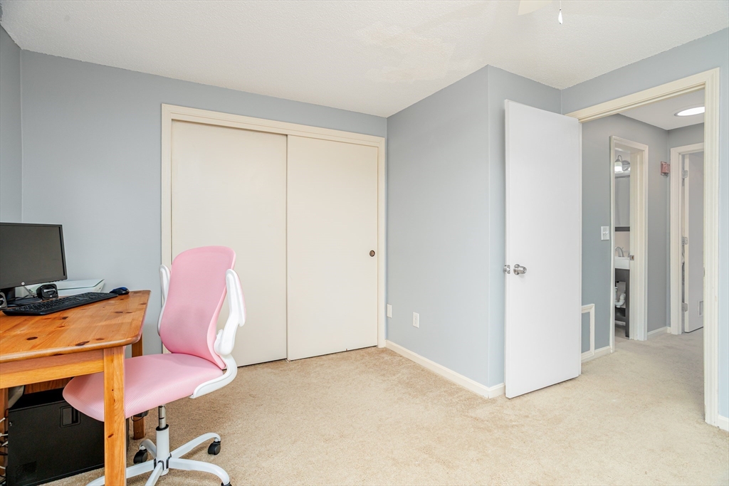 170 Ayer Road, Unit E Shirley, MA 01464 - Photo 24 of 42