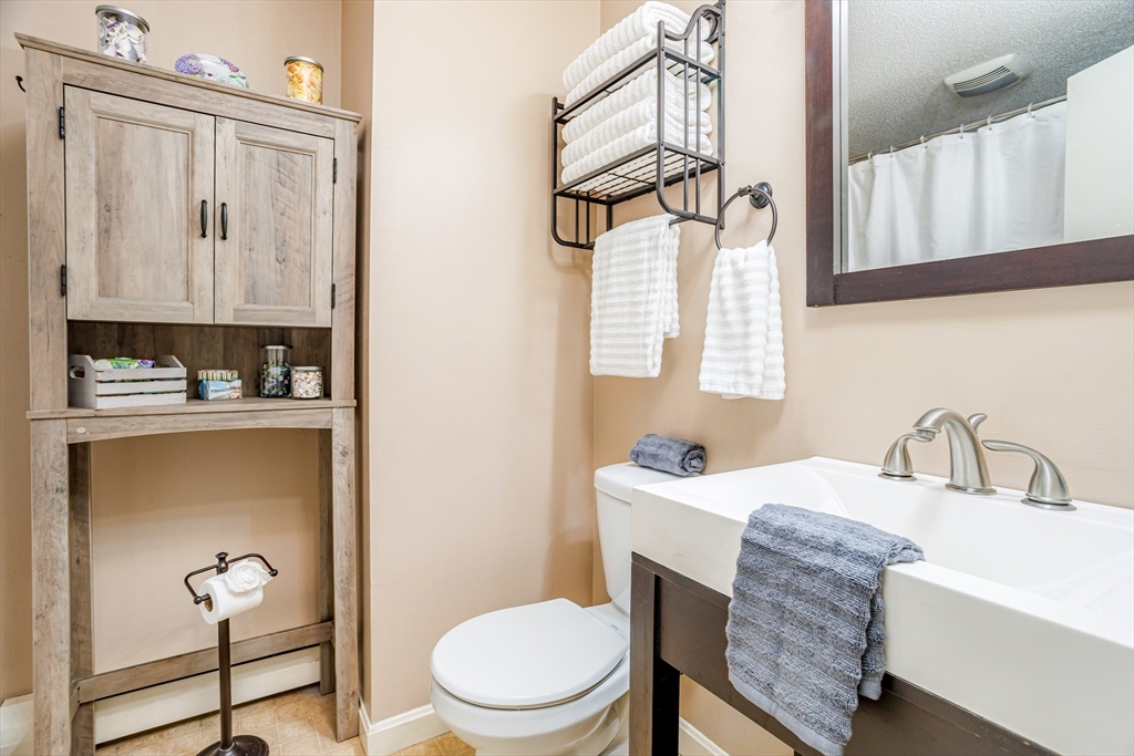 170 Ayer Road, Unit E Shirley, MA 01464 - Photo 25 of 42