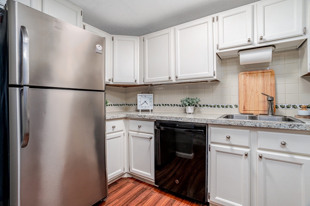 170 Ayer Road, Unit E Shirley, MA 01464 - Photo 6 of 42