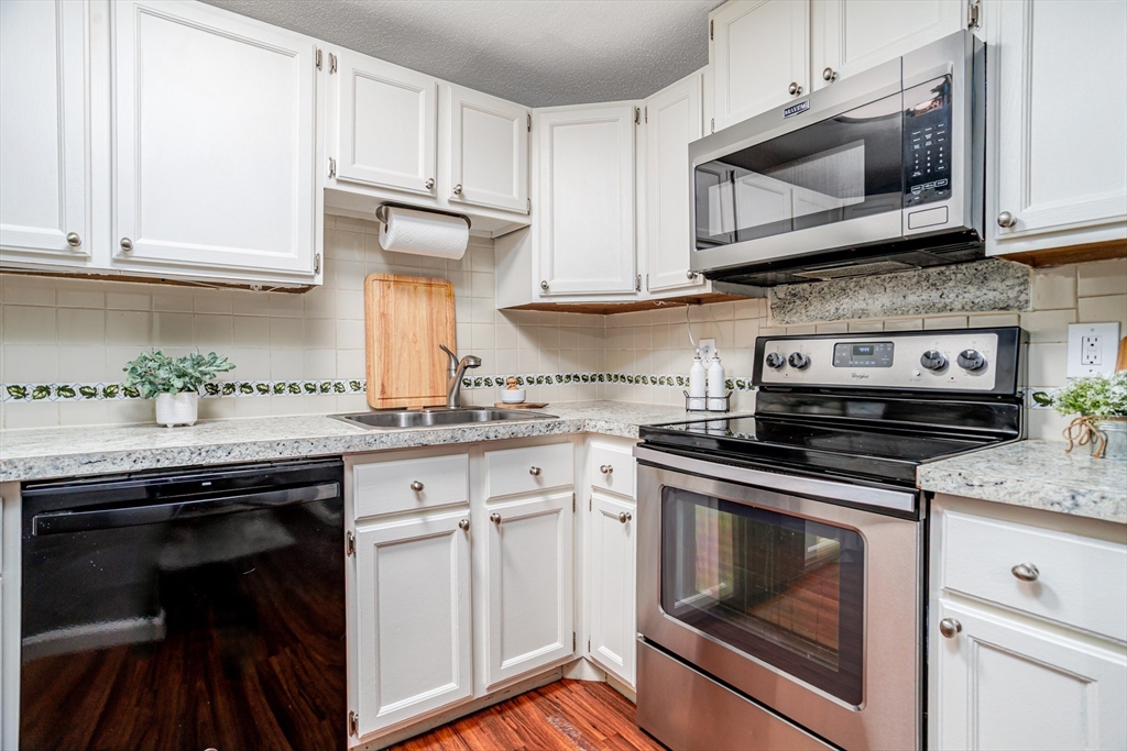 170 Ayer Road, Unit E Shirley, MA 01464 - Photo 7 of 42