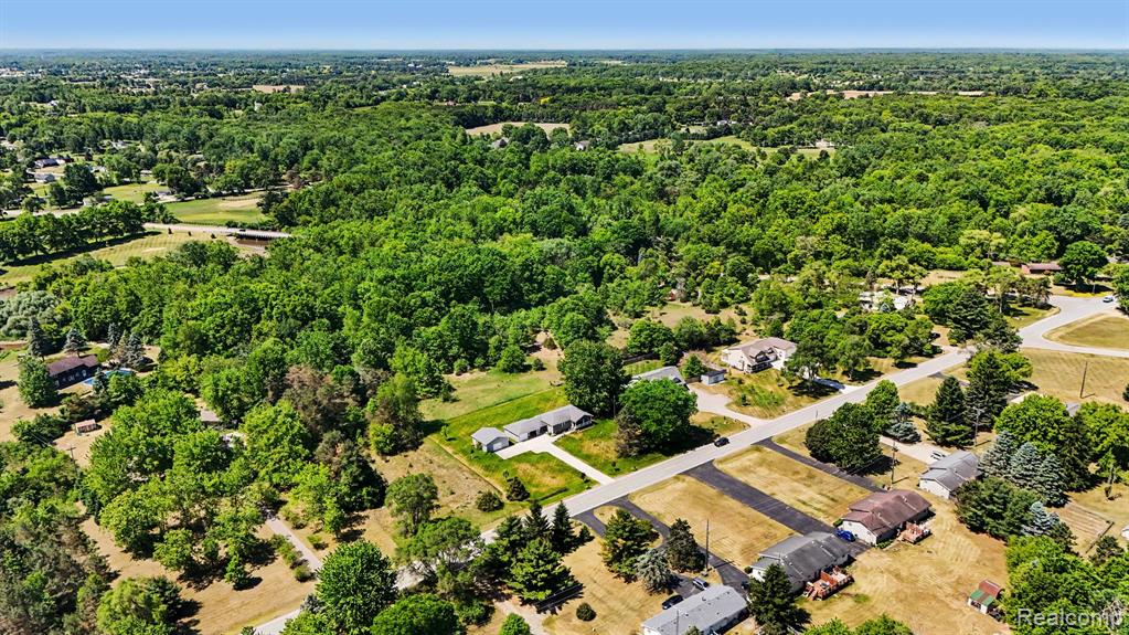 1948 Mayfield Road Lapeer, MI 48446 - Photo 8 of 13
