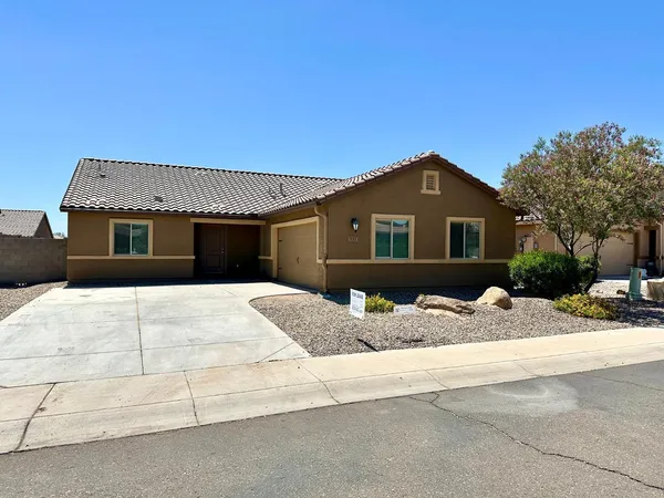 $1,695 | 537 West Pintail Drive, Casa Grande, AZ 85122