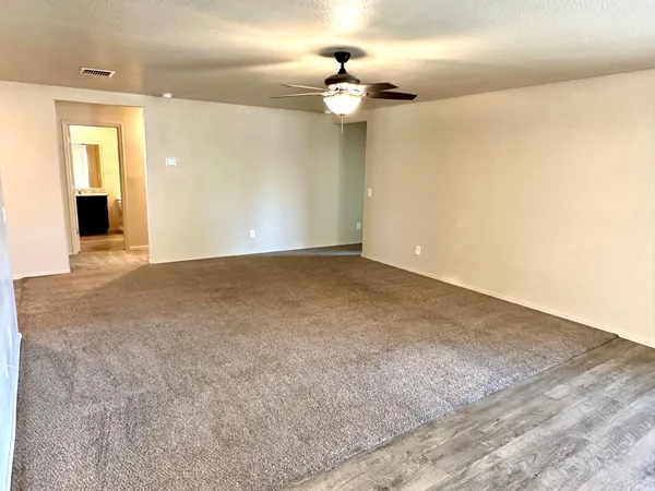 $1,695 | 537 West Pintail Drive, Casa Grande, AZ 85122