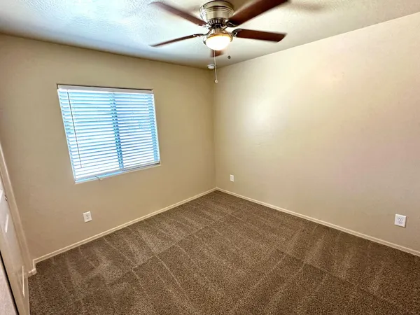 $1,695 | 537 West Pintail Drive, Casa Grande, AZ 85122