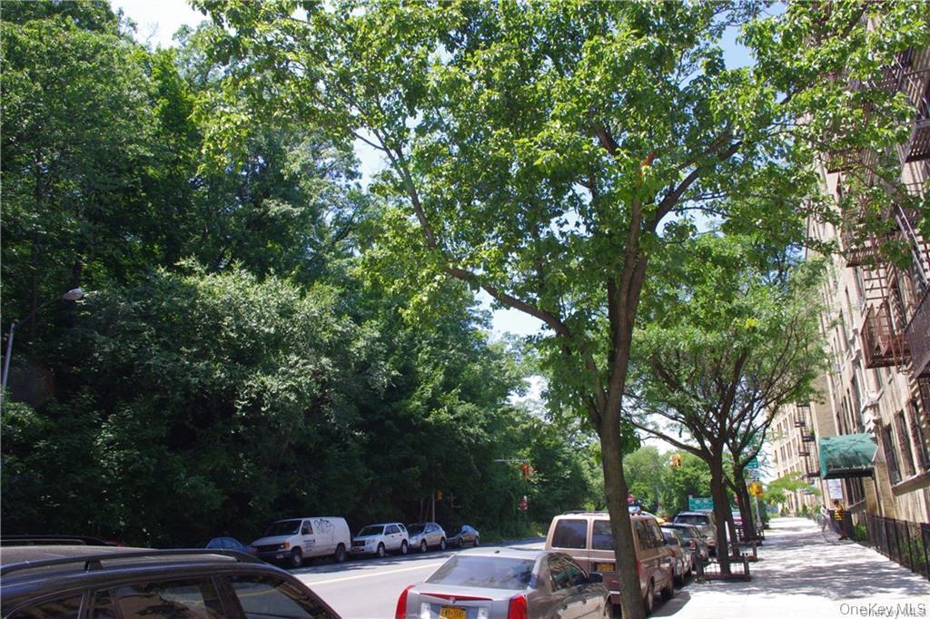 1803 Riverside Drive Manhattan, NY 10034 - Photo 12 of 14