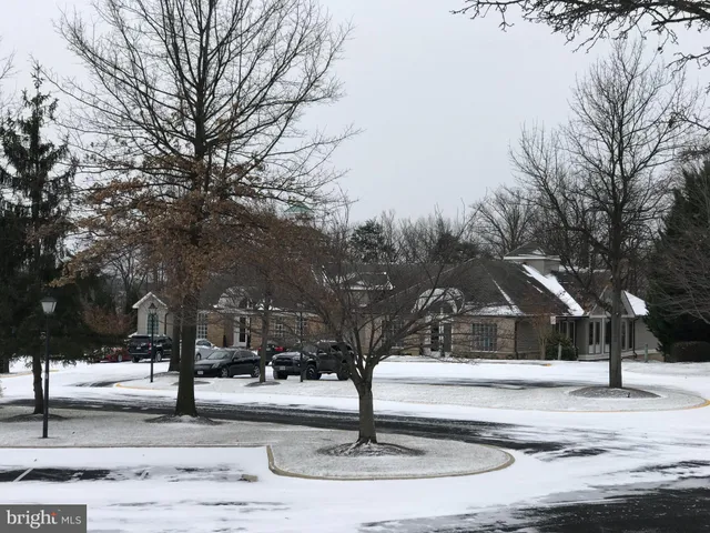 $2,600 | 6944 Ellingham Circle, Unit A, Alexandria, VA 22315