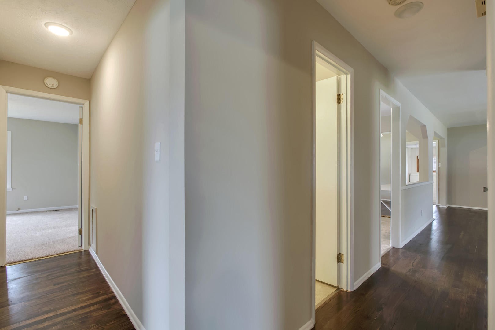 3109 Walnoaks Road Knoxville, TN 37921 - Photo 18 of 33 a view of a hallway with wooden floor