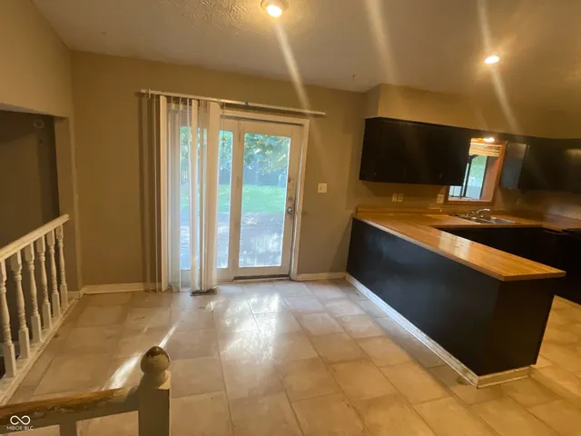 $198,000 | 1669 Purcell Circle, Indianapolis, IN 46231