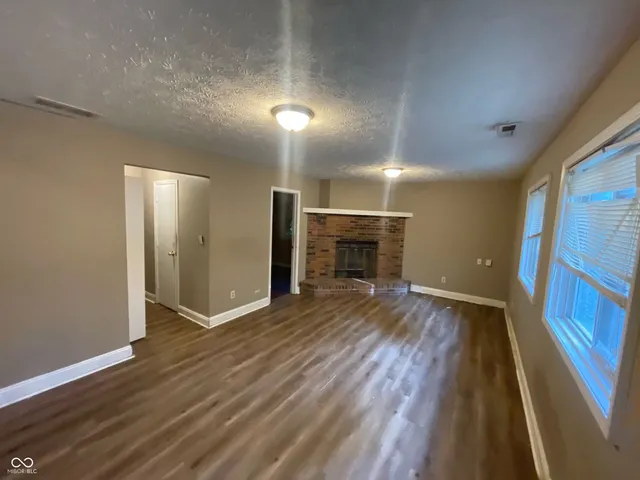 $198,000 | 1669 Purcell Circle, Indianapolis, IN 46231