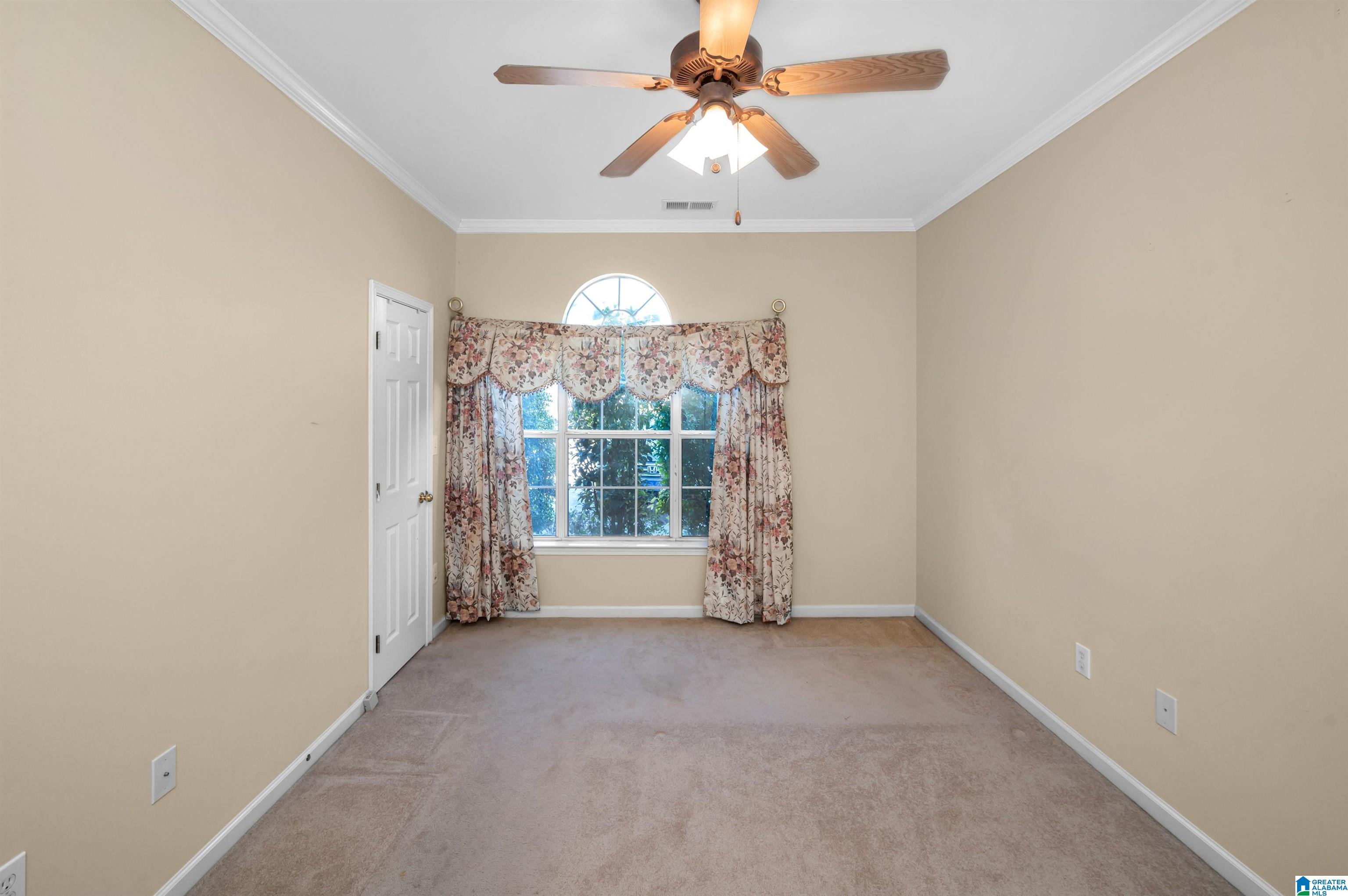 136 Canyon Trail Pelham, AL 35124 - Photo 16 of 36