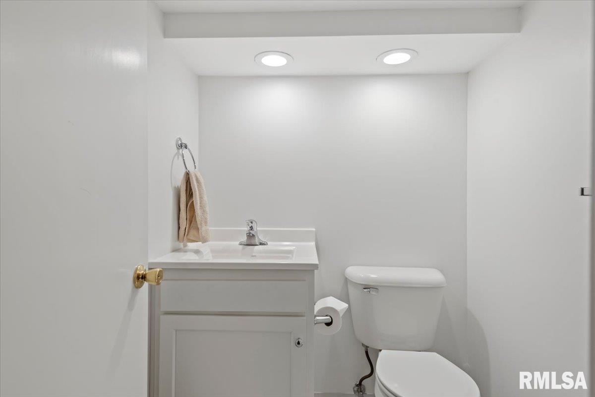 2311 South Willemore Avenue Springfield, IL 62704 - Photo 35 of 38