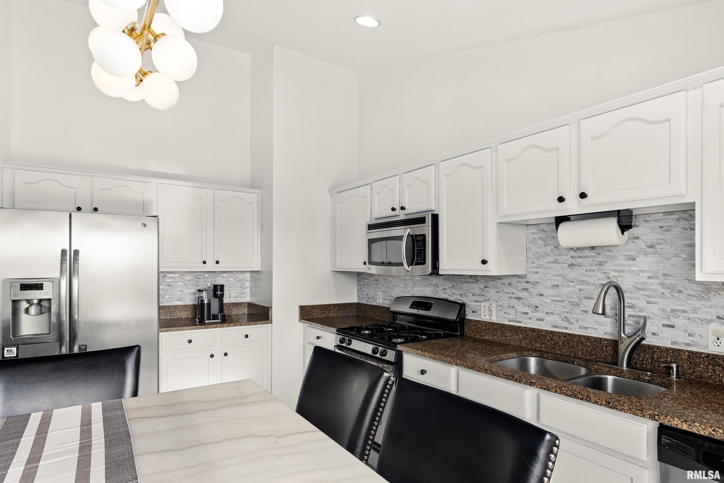 11705 North Brians Way Dunlap, IL 61525 - Photo 17 of 55