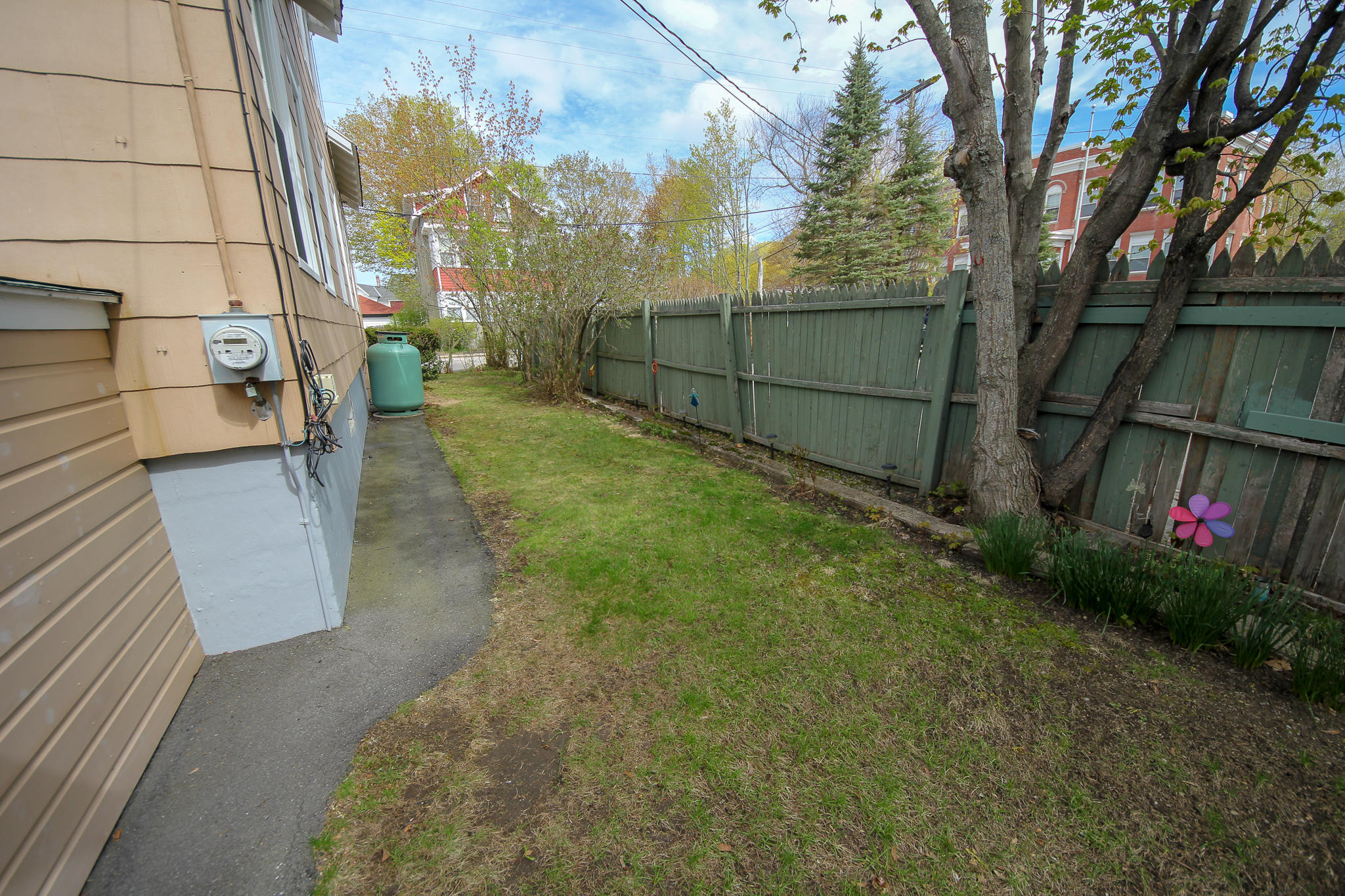 3 Merrill Street Springvale, ME 04083 - Photo 4 of 33 IMG_2426