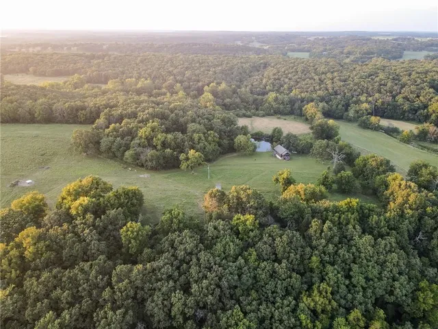 $1,200,000 | 0 South 162nd Road, Bolivar, MO 65613