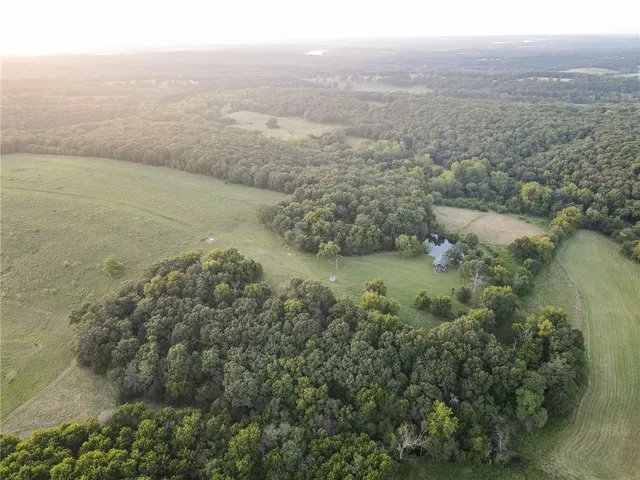 $1,200,000 | 0 South 162nd Road, Bolivar, MO 65613
