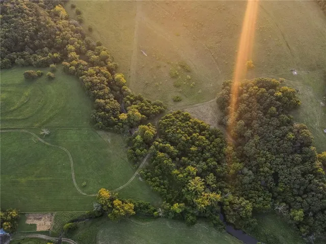 $1,200,000 | 0 South 162nd Road, Bolivar, MO 65613