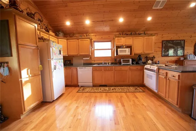 $1,200,000 | 0 South 162nd Road, Bolivar, MO 65613