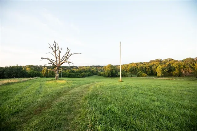 $1,200,000 | 0 South 162nd Road, Bolivar, MO 65613