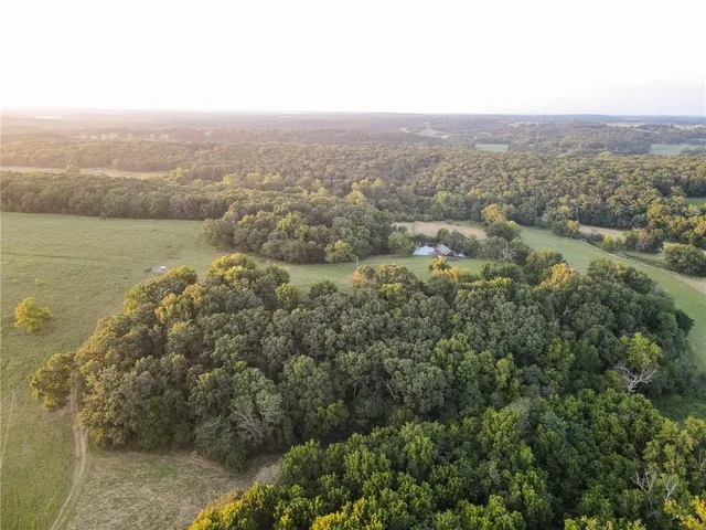 $1,200,000 | 0 South 162nd Road, Bolivar, MO 65613