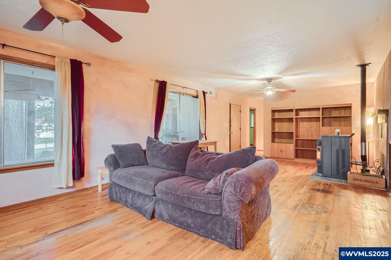 12365 Southeast Eola Hills Road Amity, OR 97101 - Photo 6 of 27