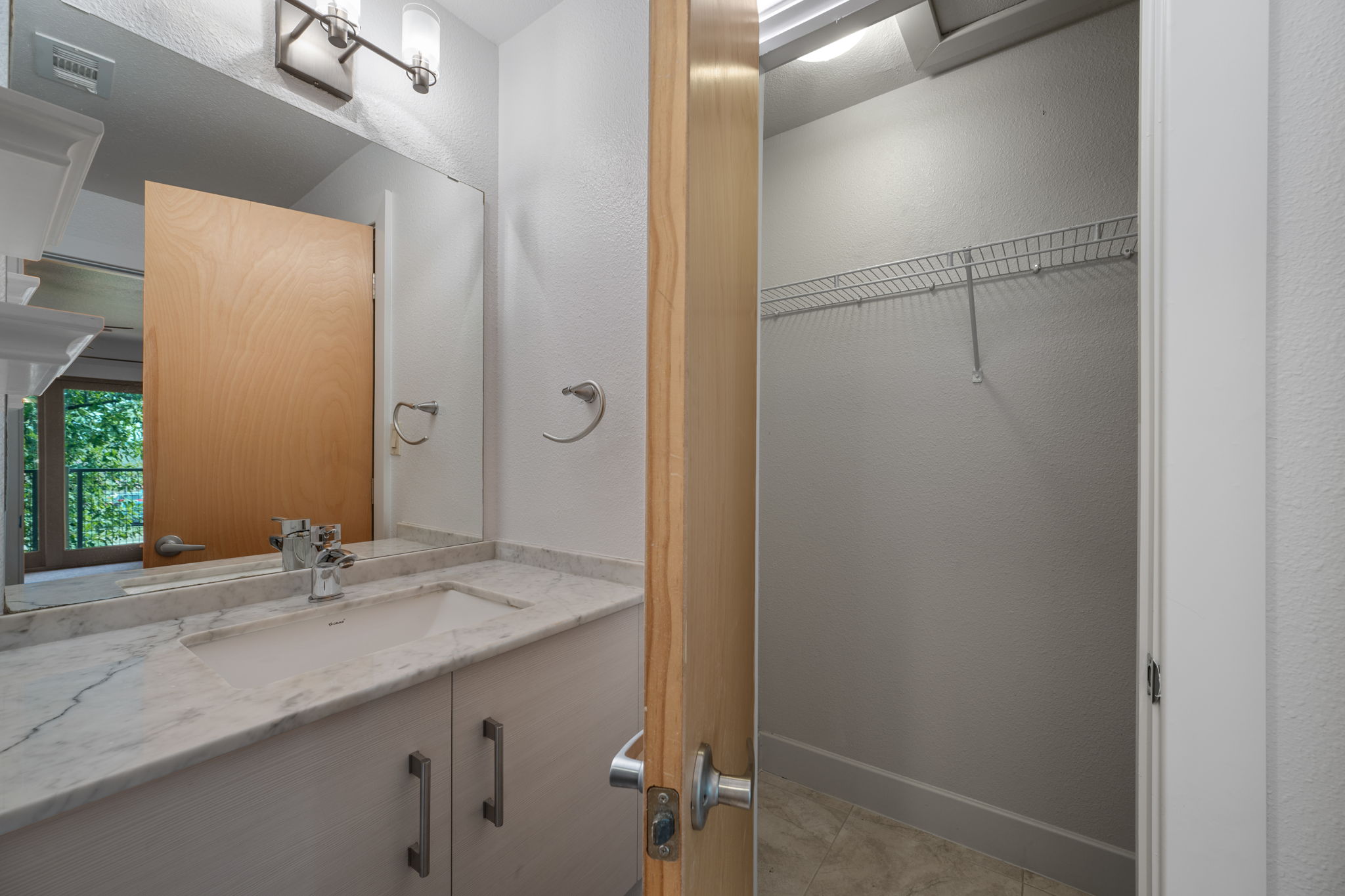 1101 Grove Boulevard, Unit 803 Austin, TX 78741 - Photo 21 of 34