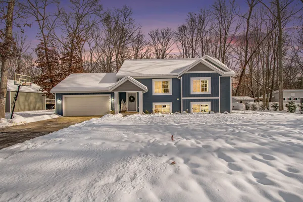 $395,000 | 4007 Bullseye Lane, Dorr, MI 49323
