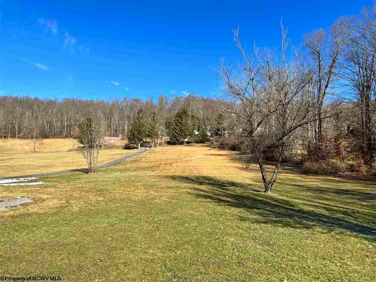 3698 Country Club Road Grafton, WV 26354 - Photo 5 of 30 Gallery Image 5