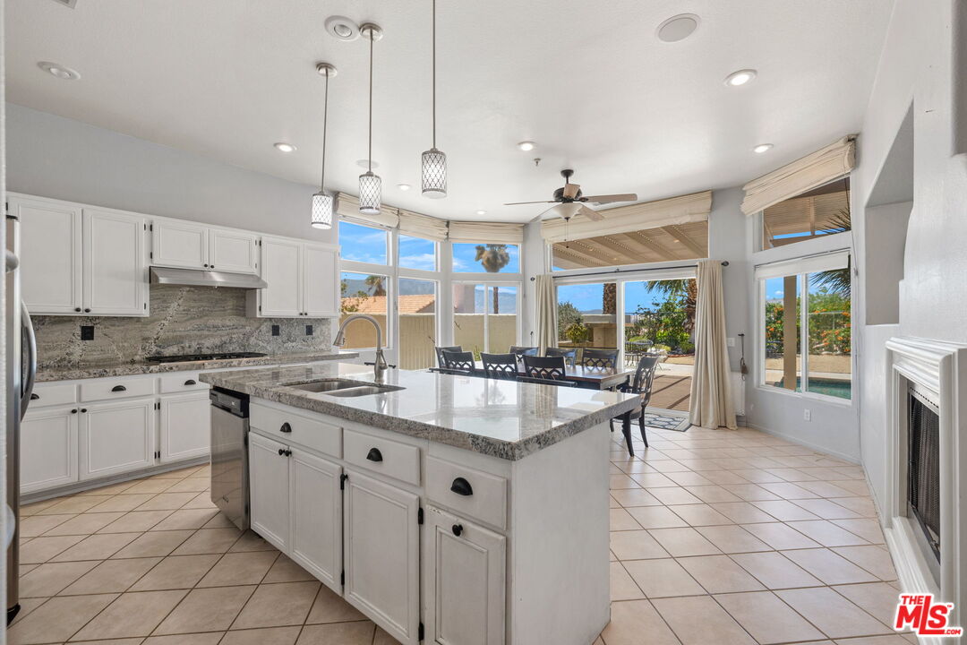 9891 El Rio Lane Desert Hot Springs, CA 92240 - Photo 14 of 41