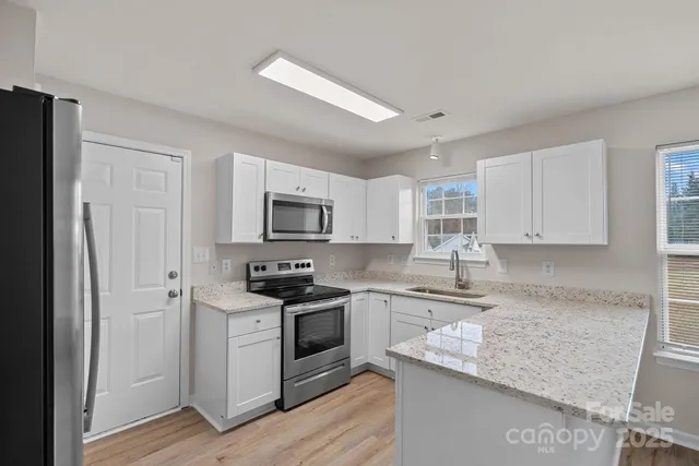 $325,000 | 3016 Christian Scott Lane, Charlotte, NC 28214