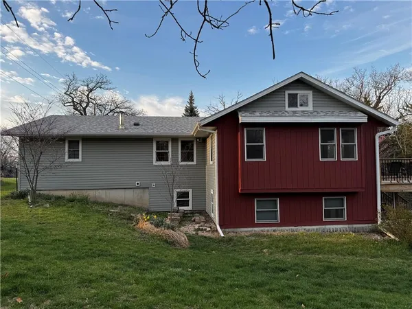 $345,000 | 21634 Highway 148, Maryville, MO 64468