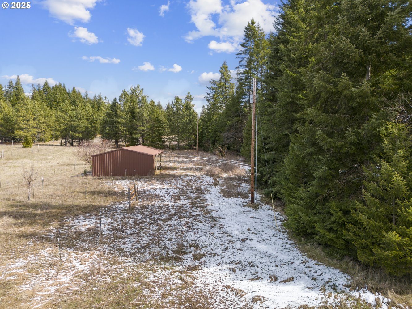 136 Sleepy Hollow Road White Salmon, WA 98672 - Photo 45 of 47