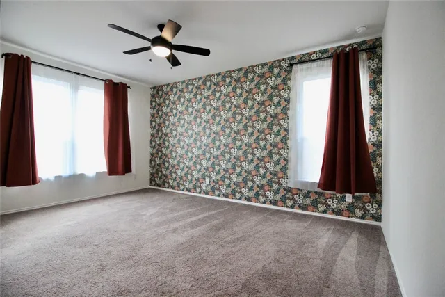 a view of walk in closet