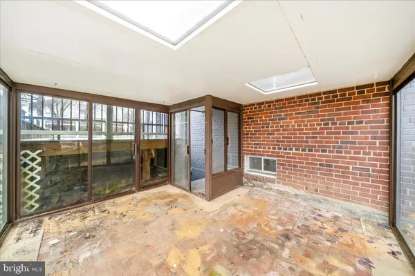 $449,990 | 8300 Larchwood Street, Hyattsville, MD 20784