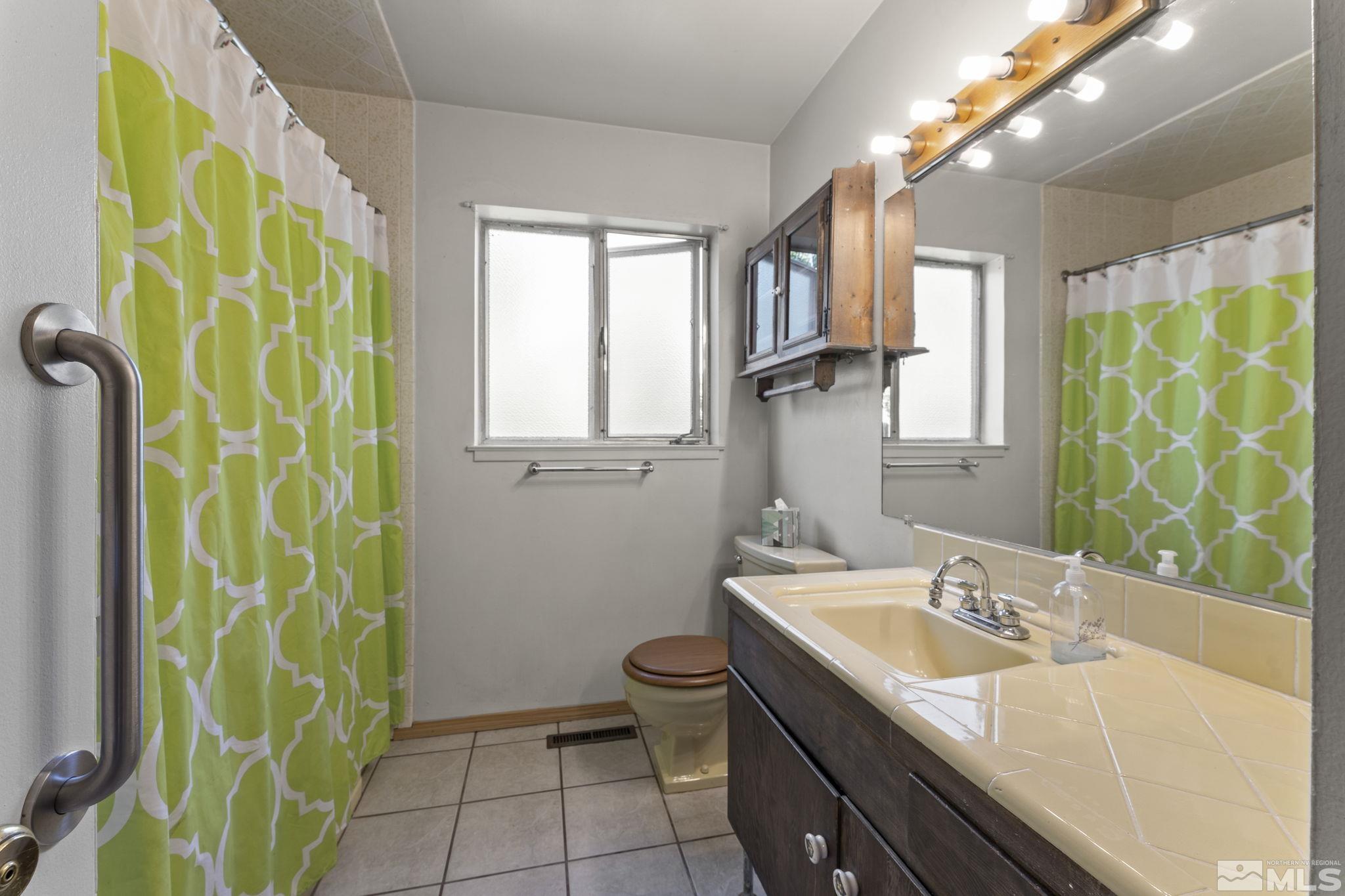 675 Sapphire Circle Reno, NV 89509 - Photo 17 of 32 Photo 18