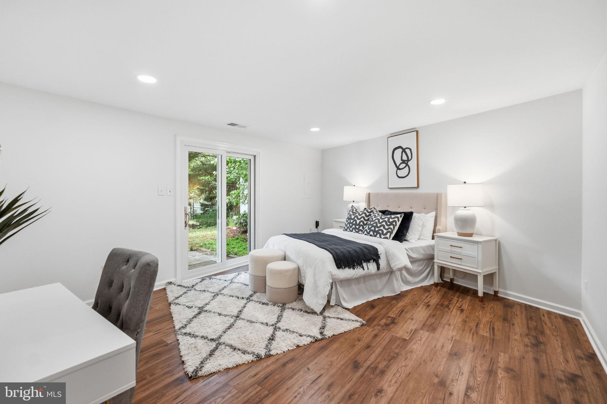 1686 Oaktree Court Reston, VA 20194 - Photo 16 of 26 Gallery Image 16