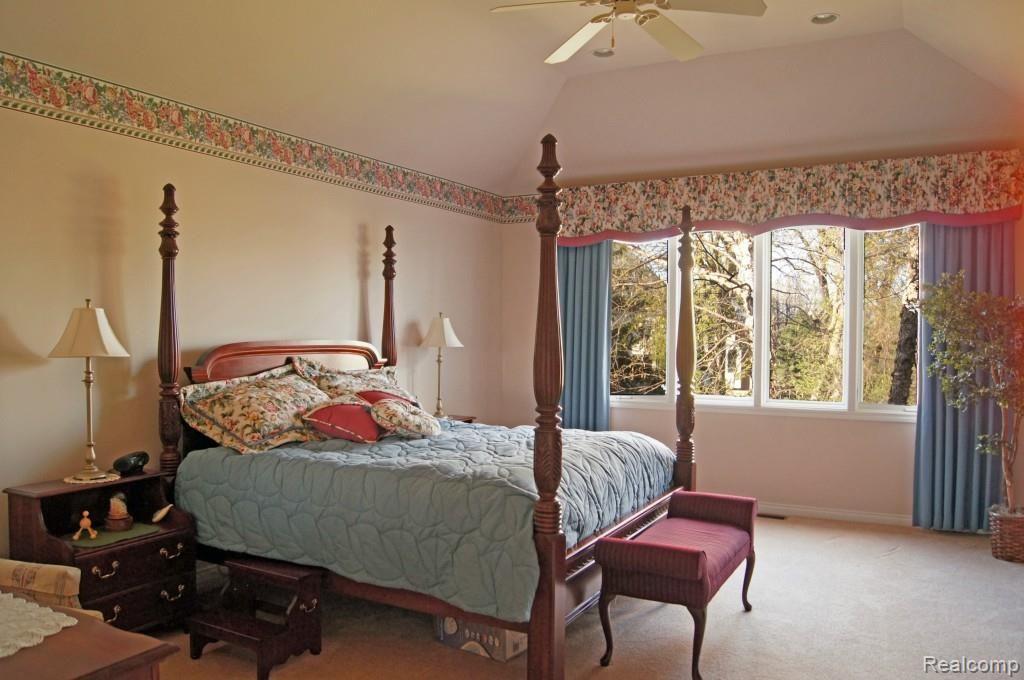 1812 Fox Run Rochester Hills, MI 48306 - Photo 29 of 48
