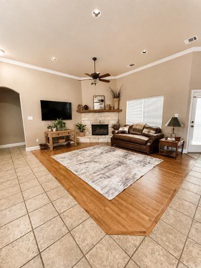 209 Cyndilu Lane Decatur, TX 76234 - Photo 6 of 26 Living with Fireplace