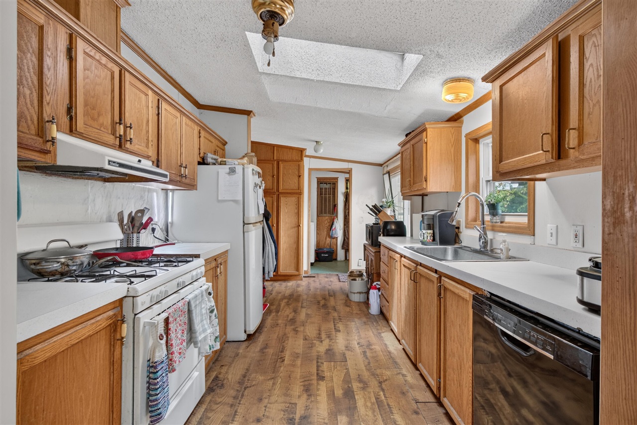 6455 Jordan Road Jackson, MI 49201 - Photo 14 of 39 Gallery Image 14