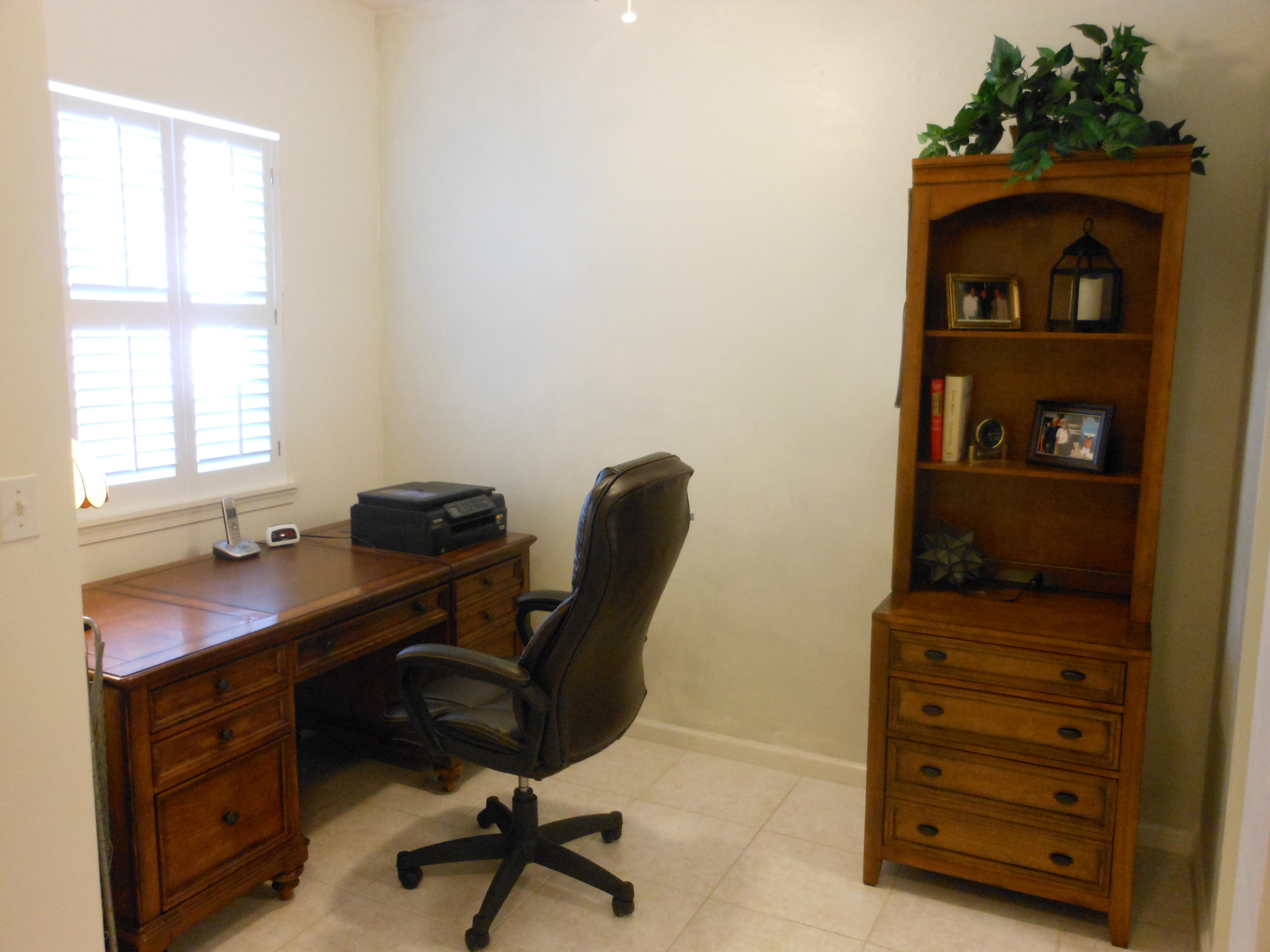 22703 Camino Del Mar, Unit 23 Boca Raton, FL 33433 - Photo 11 of 21 Bonus Room/Office