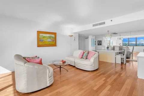 $750,000 | 1648 Jupiter Cove Drive, Unit 209, Jupiter, FL 33469