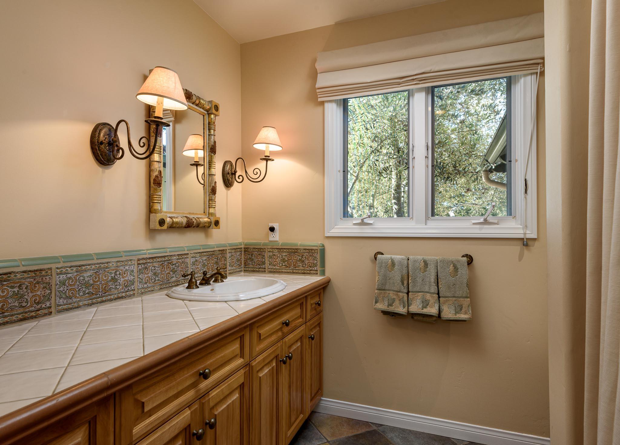 726 El Rancho Road Montecito, CA 93108 - Photo 23 of 43 Full Bath