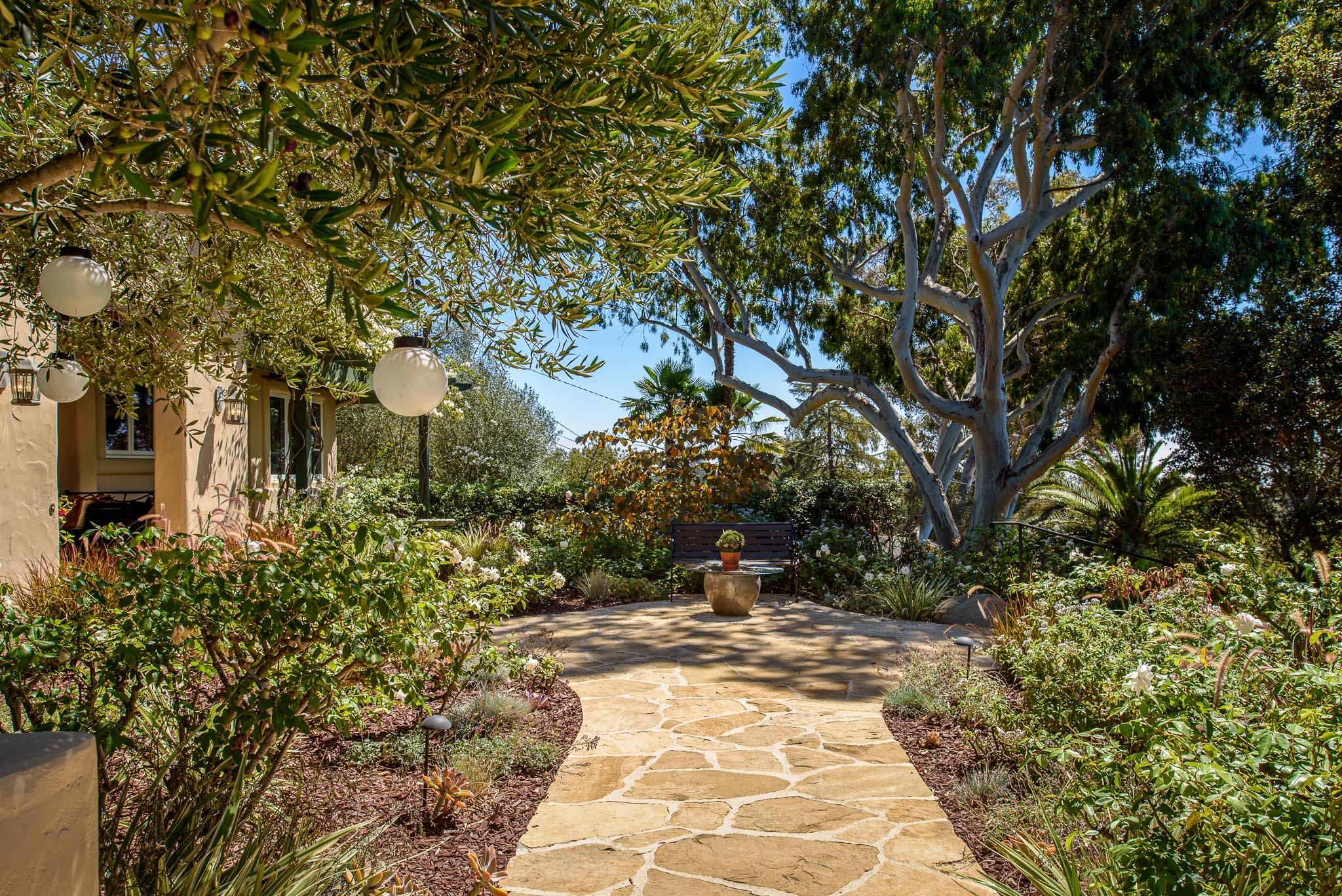 726 El Rancho Road Montecito, CA 93108 - Photo 9 of 43 Entry Walk