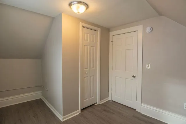 $2,400 | 1220 Burr Street North, St. Paul, MN 55130